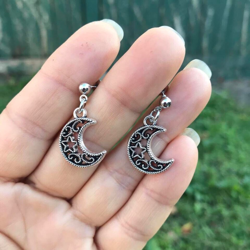 Handmade celestial earrings - Picture 5 of 5